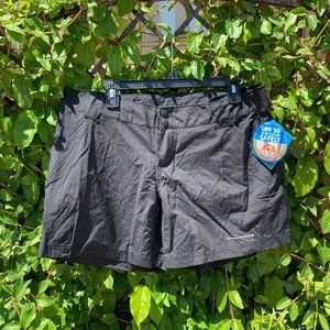NWT Columbia PFG shorts